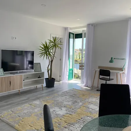 Naval - Marina View *