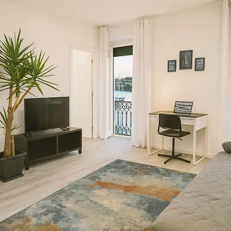 Daire Naval - Marina View *