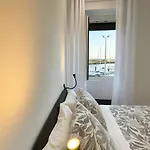 Naval - Marina View * 孔迪镇