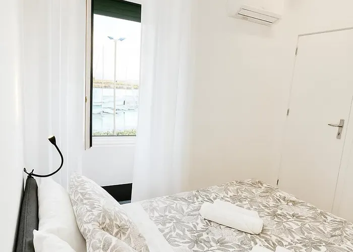 Naval - Marina View * וילה דו קונדה