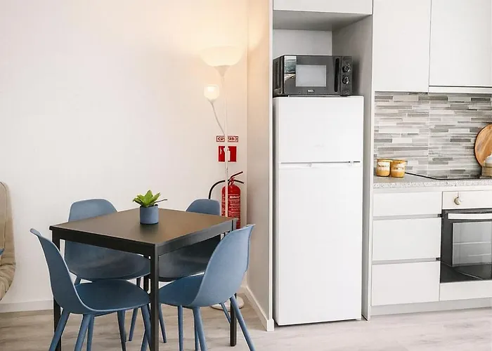 Naval - Marina View דירה