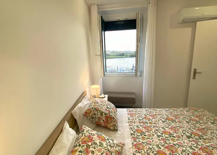 Naval - Marina View דירה